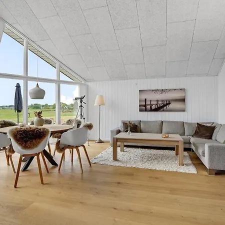 Stunning In Haderslev With Wifi Feriehus Diernæs